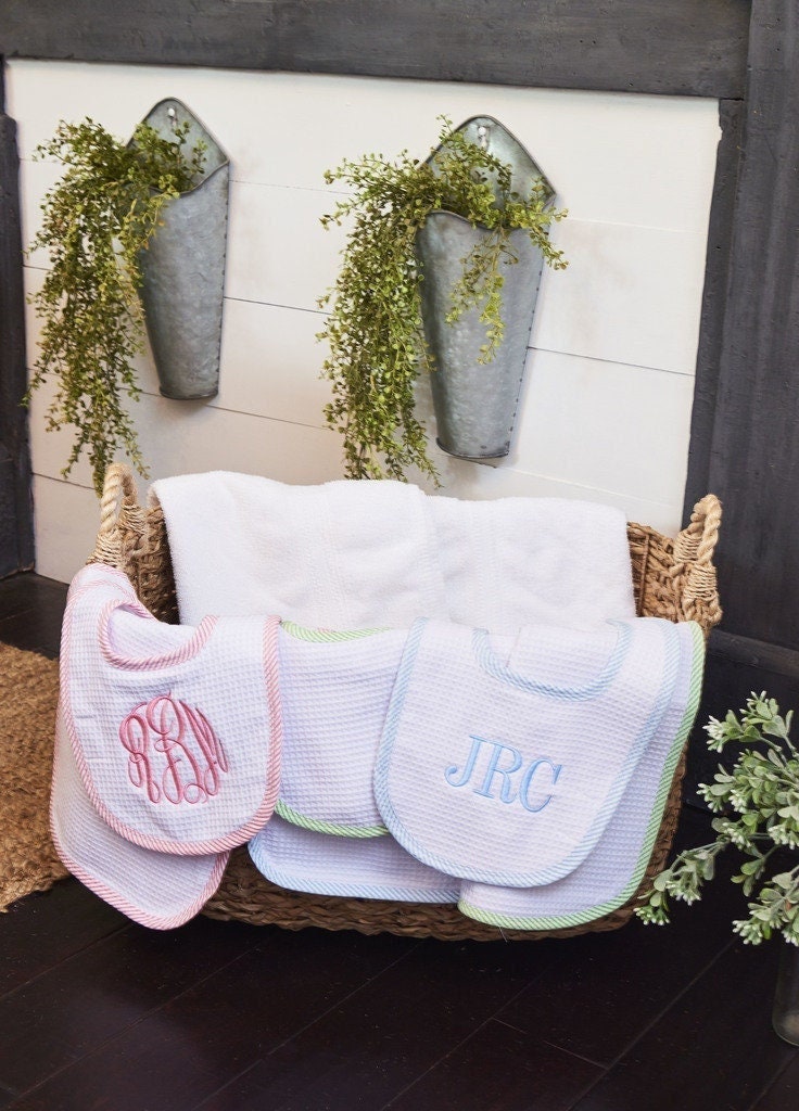 Gingham Bib and Burp Cloth Set